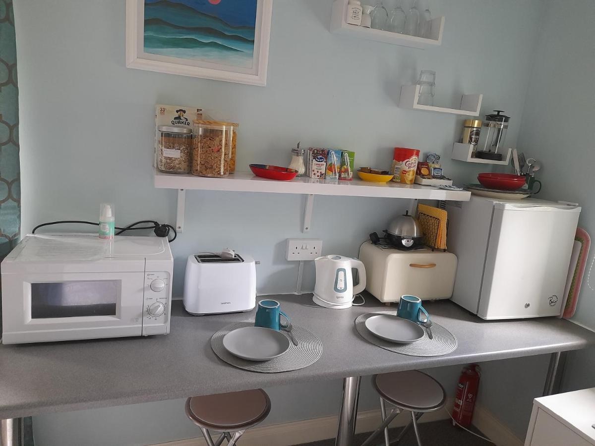 وستباري Santi Bhavana Bed & Breakfast المظهر الخارجي الصورة